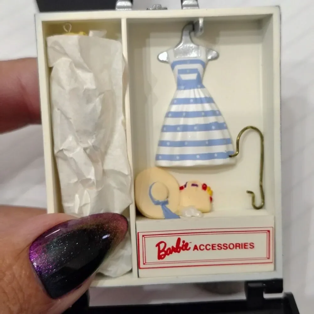 VTG Hallmark 1999 Barbie Doll Case & 2003 Barbie Shopping For Shoes Miniature...